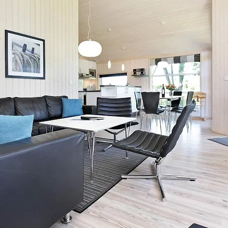 Дом отдыха 10 Person In *