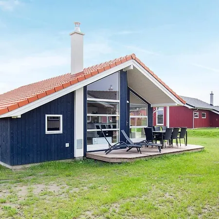 Дом отдыха 10 Person In *