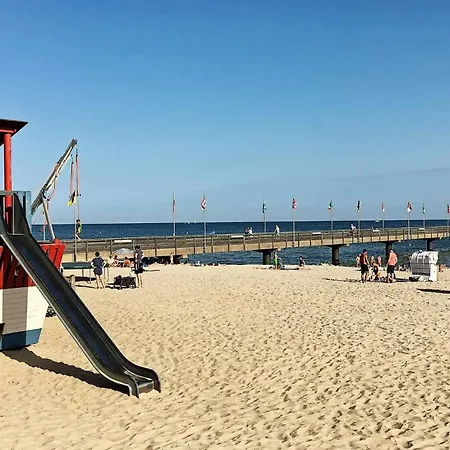 10 Person In * Großenbrode